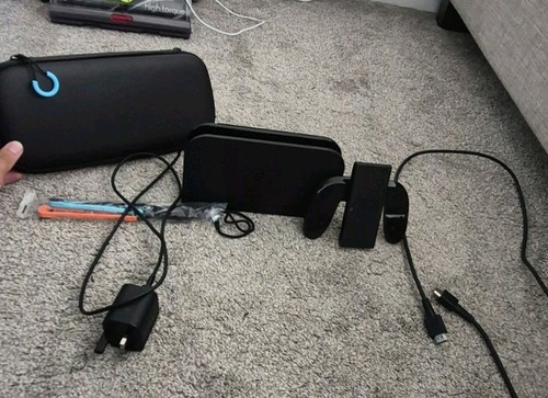 Nintendo switch official - 2,