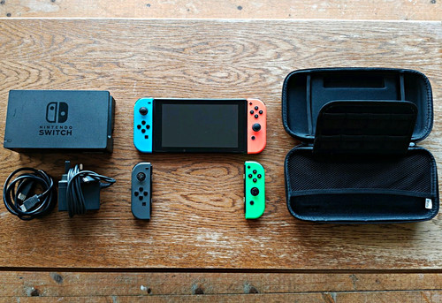 Nintendo switch console bundle - console,