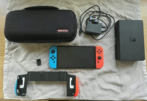 Nintendo switch oled - nintendo,