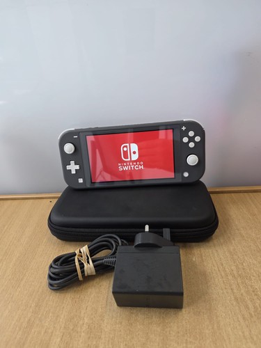 Nintendo switch lite - nintendo,