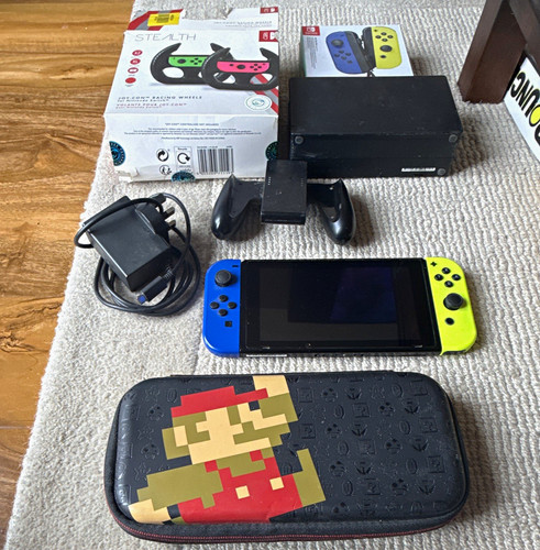 Nintendo switch console - switch, w/