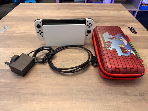 Nintendo switch oled white - nintendo,