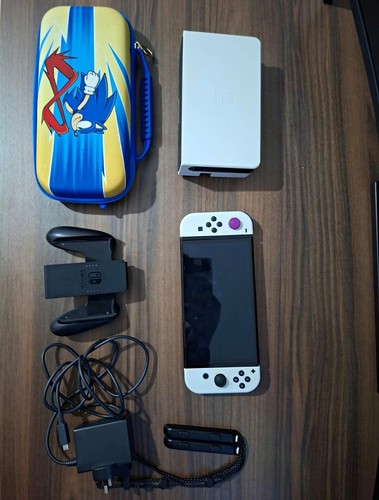 Nintendo switch oled - nintendo,